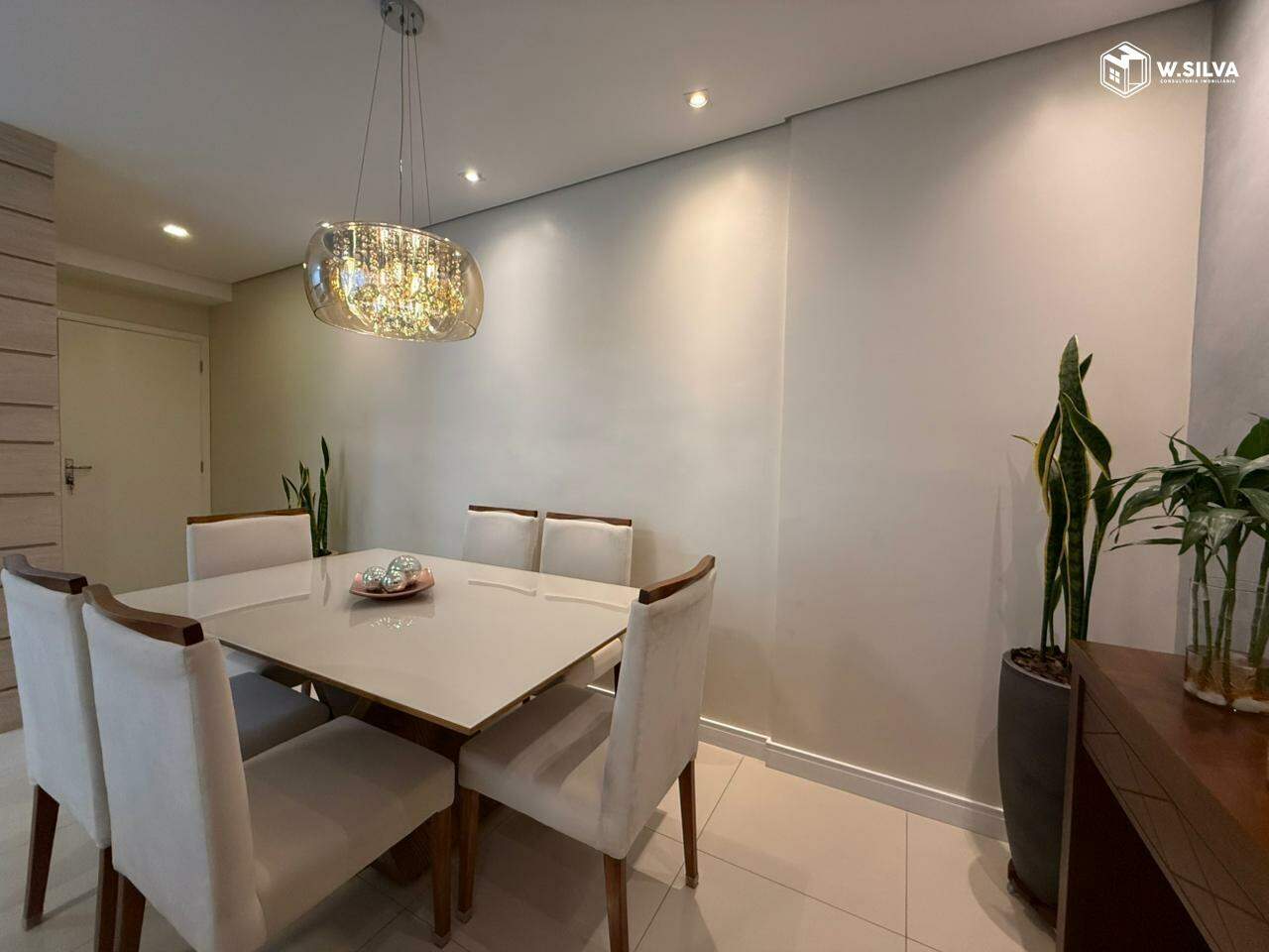 Apartamento à venda no Edifício Maroc : 