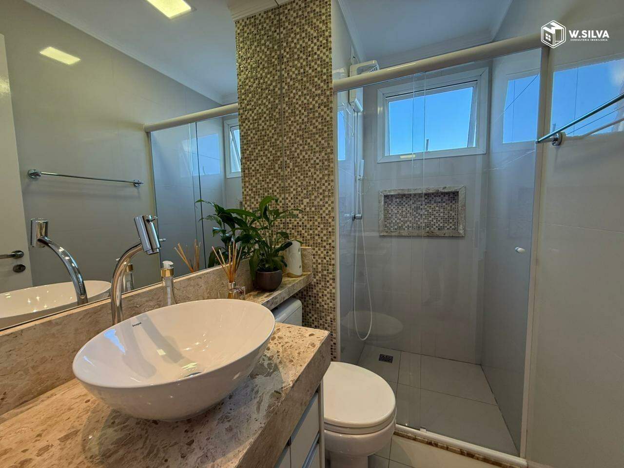 Apartamento à venda no Edifício Maroc : 