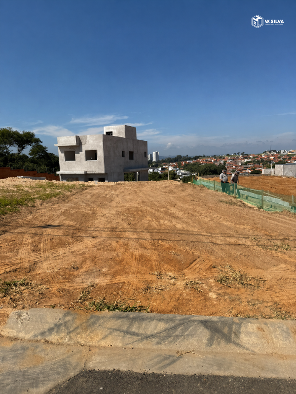 Terreno em condomínio à venda no Jardim Park Vista Real: