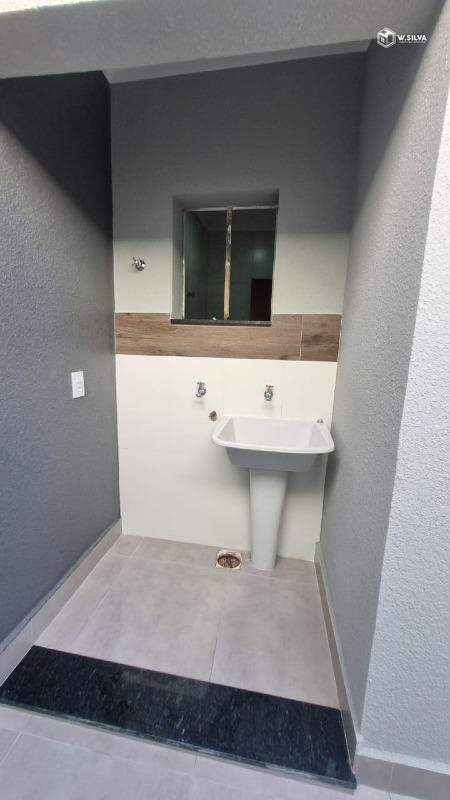Casa em Bairro à venda no Vila Brizzola:
