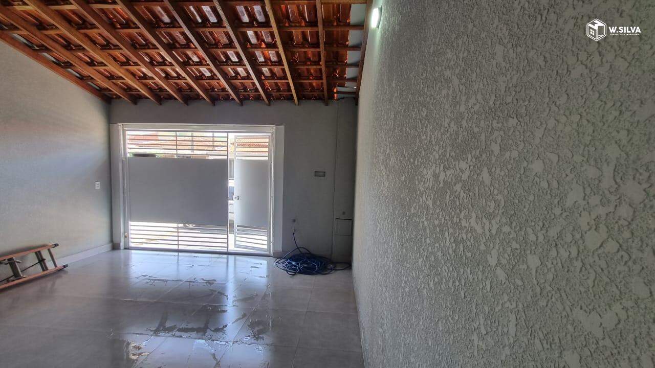 Casa em Bairro à venda no Vila Brizzola: