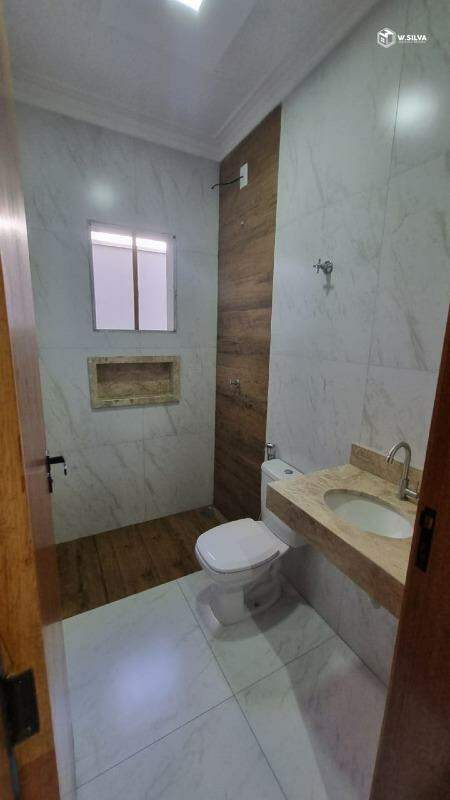 Casa em Bairro à venda no Vila Brizzola: