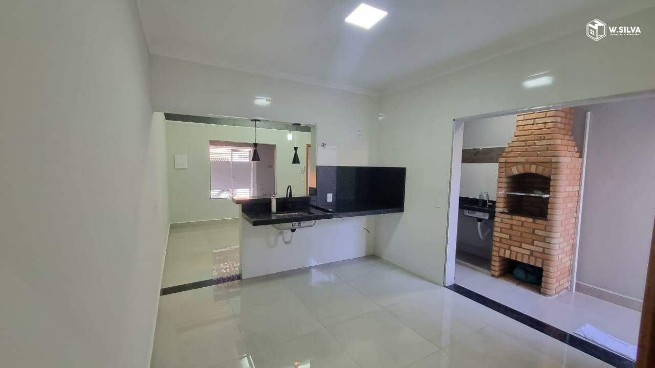 Casa em Bairro à venda no Vila Brizzola: