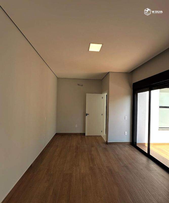 Casa em Condomínio à venda no Jardim Residencial Dona Maria Candida: 