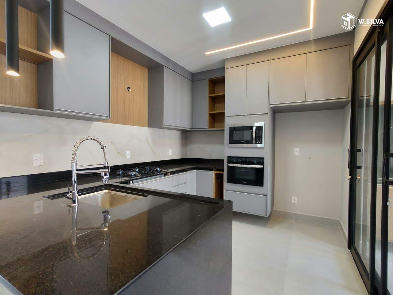 Casa em Condomínio à venda no Jardim Mantova: 