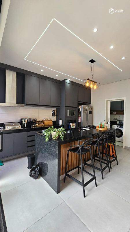 Casa em Condomínio à venda no Jardim Mantova: 