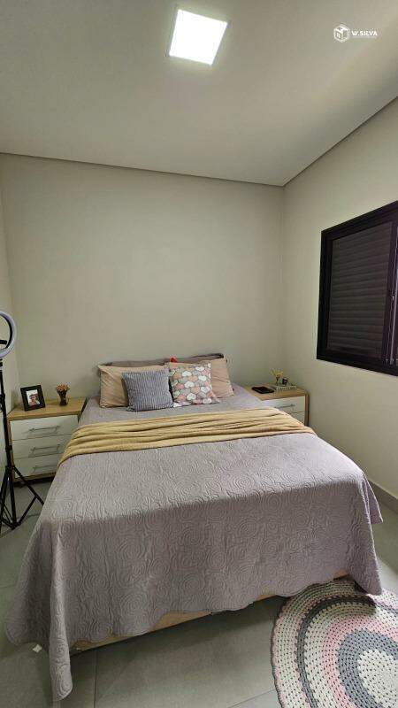 Casa em Condomínio à venda no Jardim Mantova: 