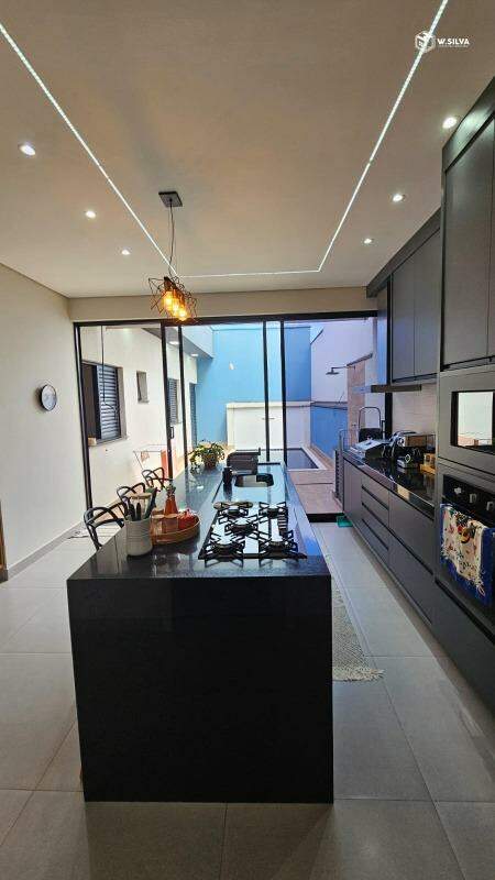 Casa em Condomínio à venda no Jardim Mantova: 