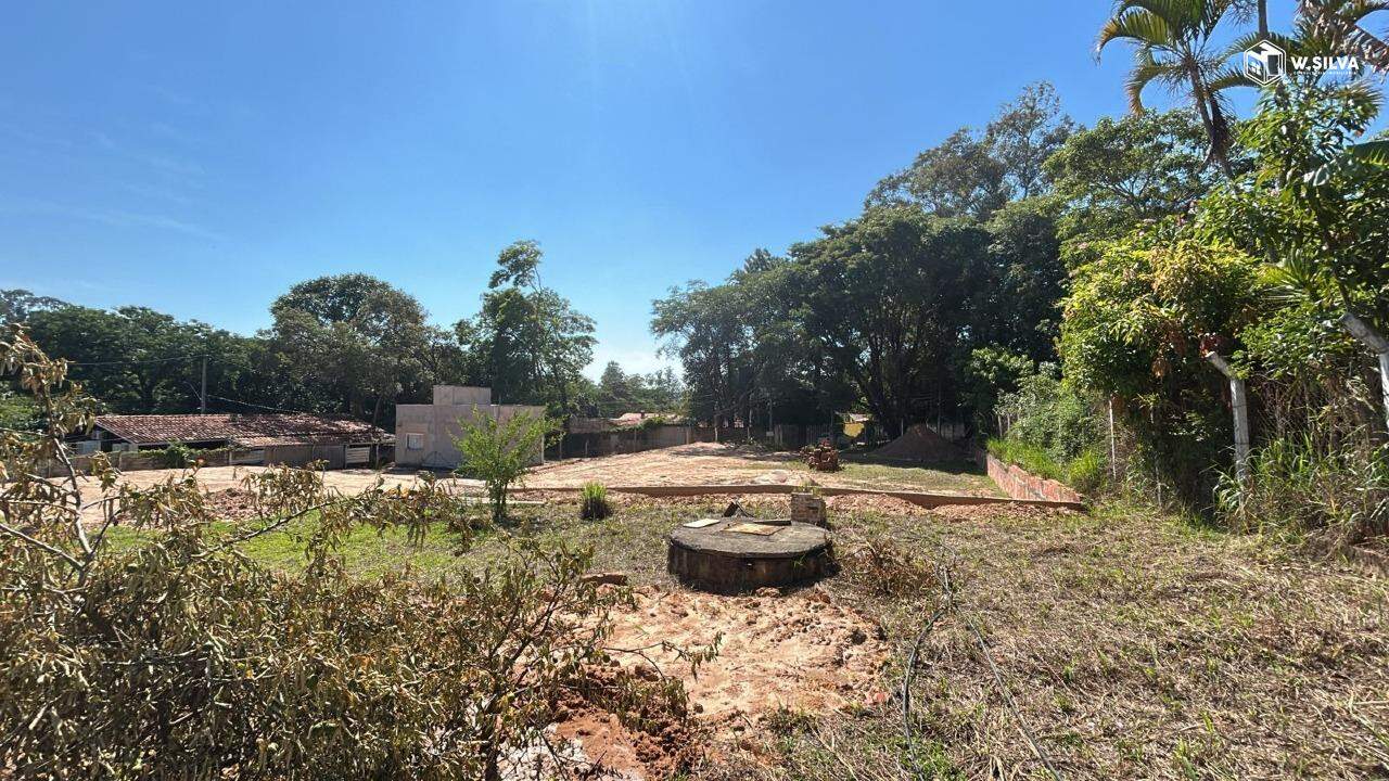 Terreno à venda no Chácara Alvorada: