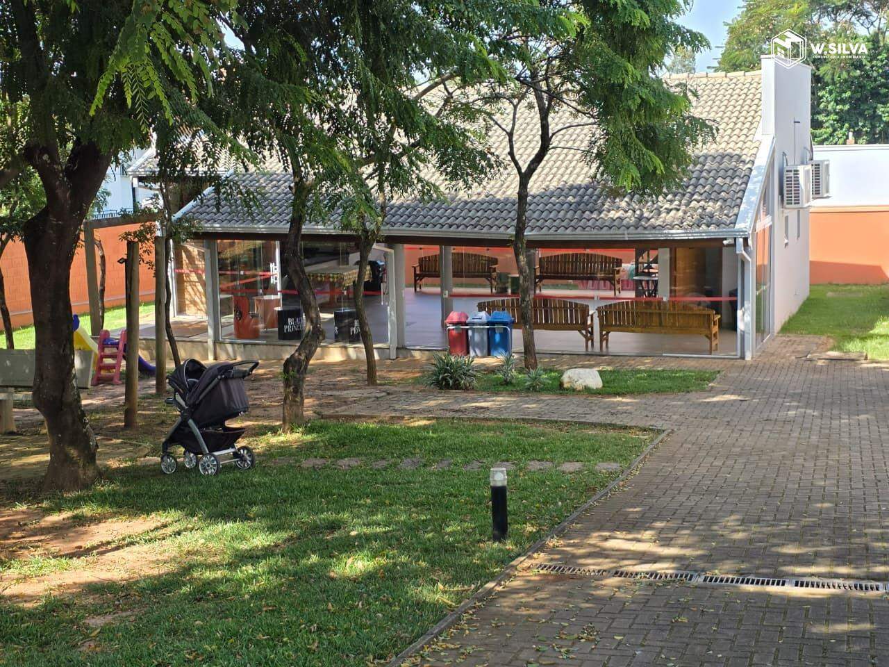 Terreno em condomínio à venda no Jardim Residencial Maringá: