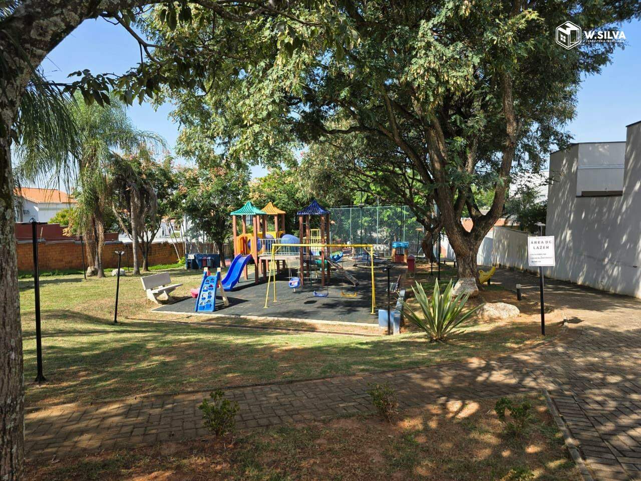 Terreno em condomínio à venda no Jardim Residencial Maringá: