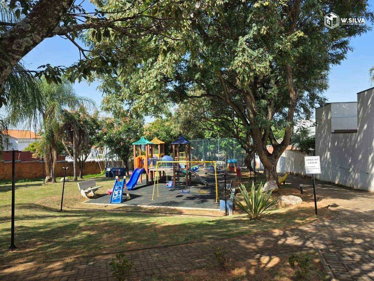 Terreno em condomínio à venda no Jardim Residencial Maringá: