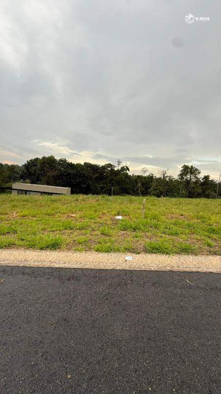 Terreno em condomínio à venda no Reserva da colina : 