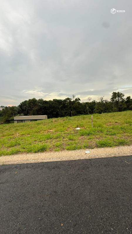 Terreno em condomínio à venda no Reserva da colina : 