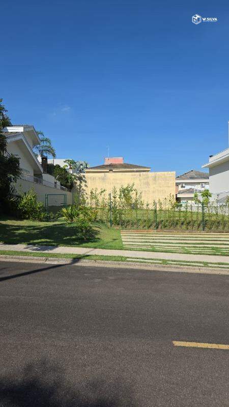 Terreno em condomínio à venda no Jardim Residencial Santa Clara: