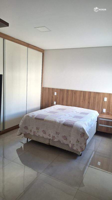 Casa em Condomínio à venda no Jardim Laguna: