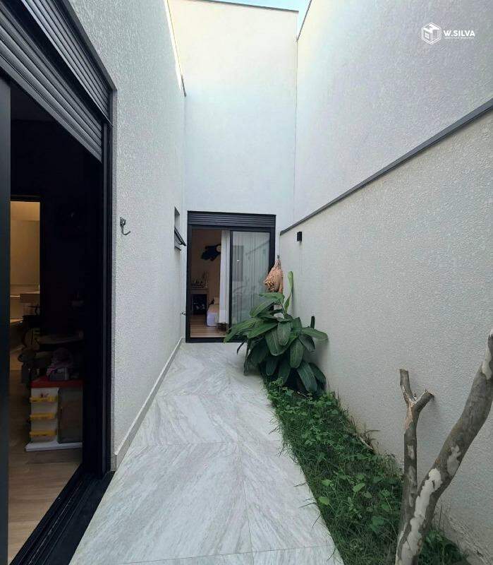 Casa em Condomínio à venda no Jardins Di Roma: