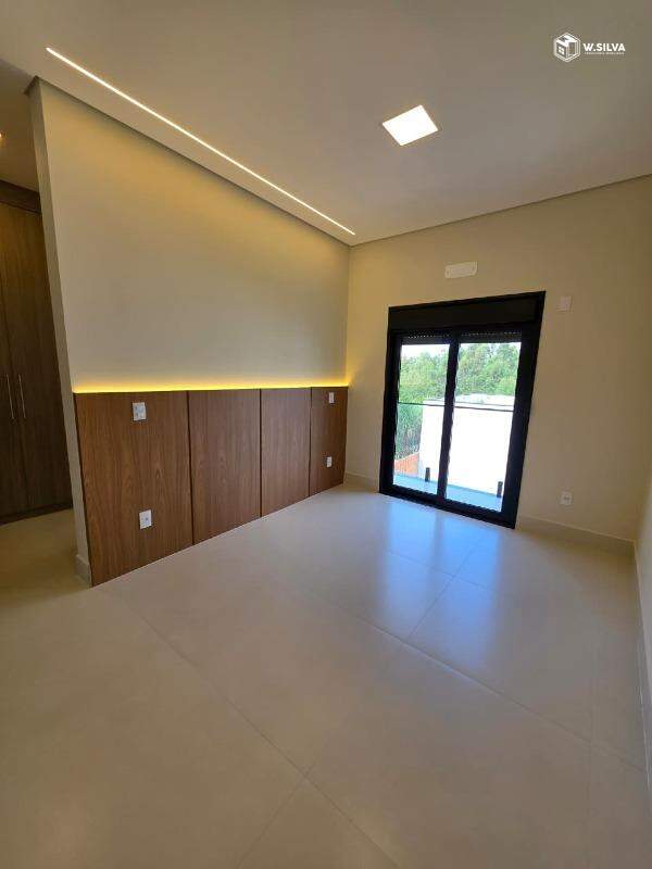 Casa em Condomínio à venda no Loteamento Park Gran Reserve:
