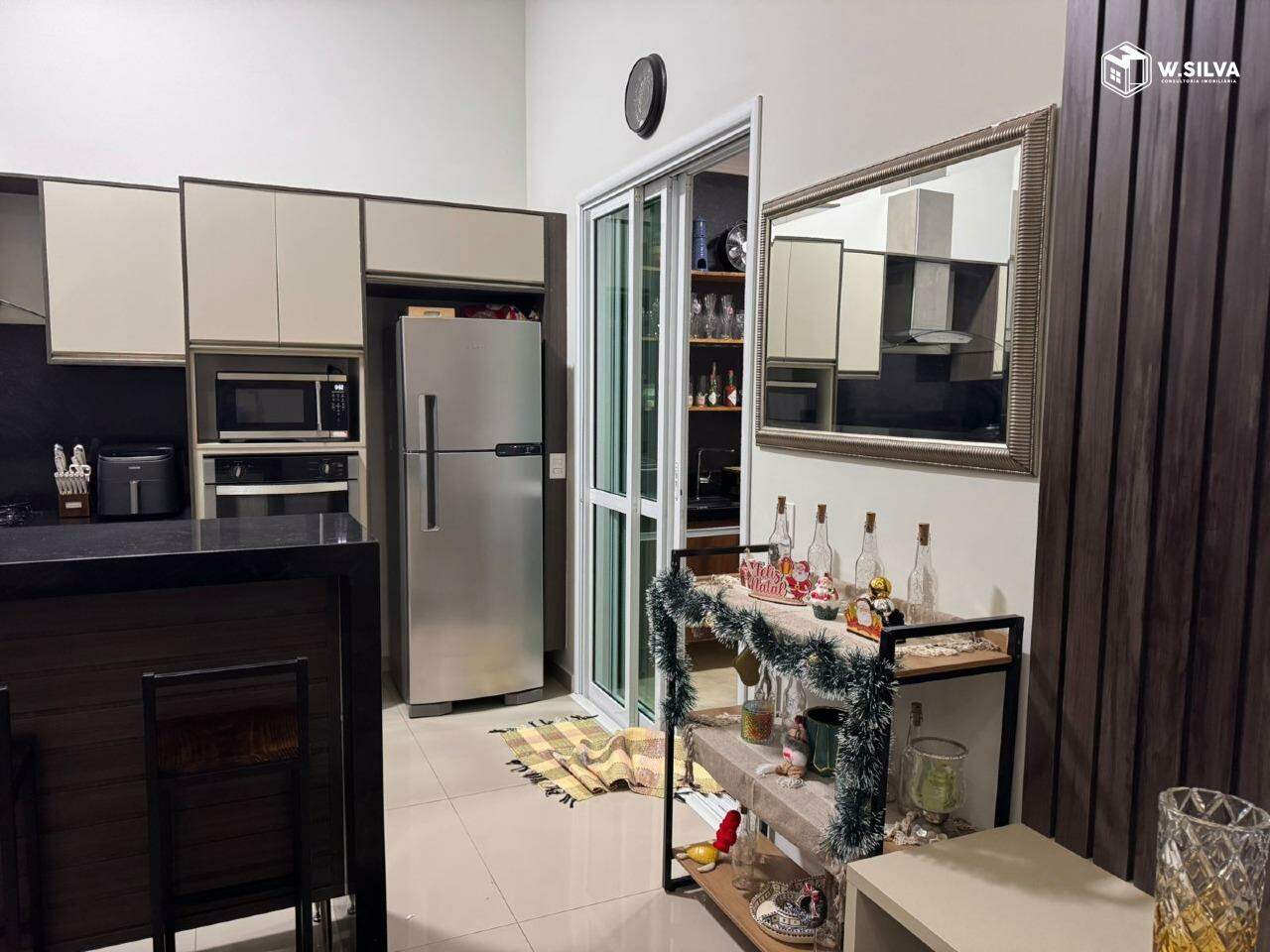 Casa em Condomínio à venda no Jardins do Império: 