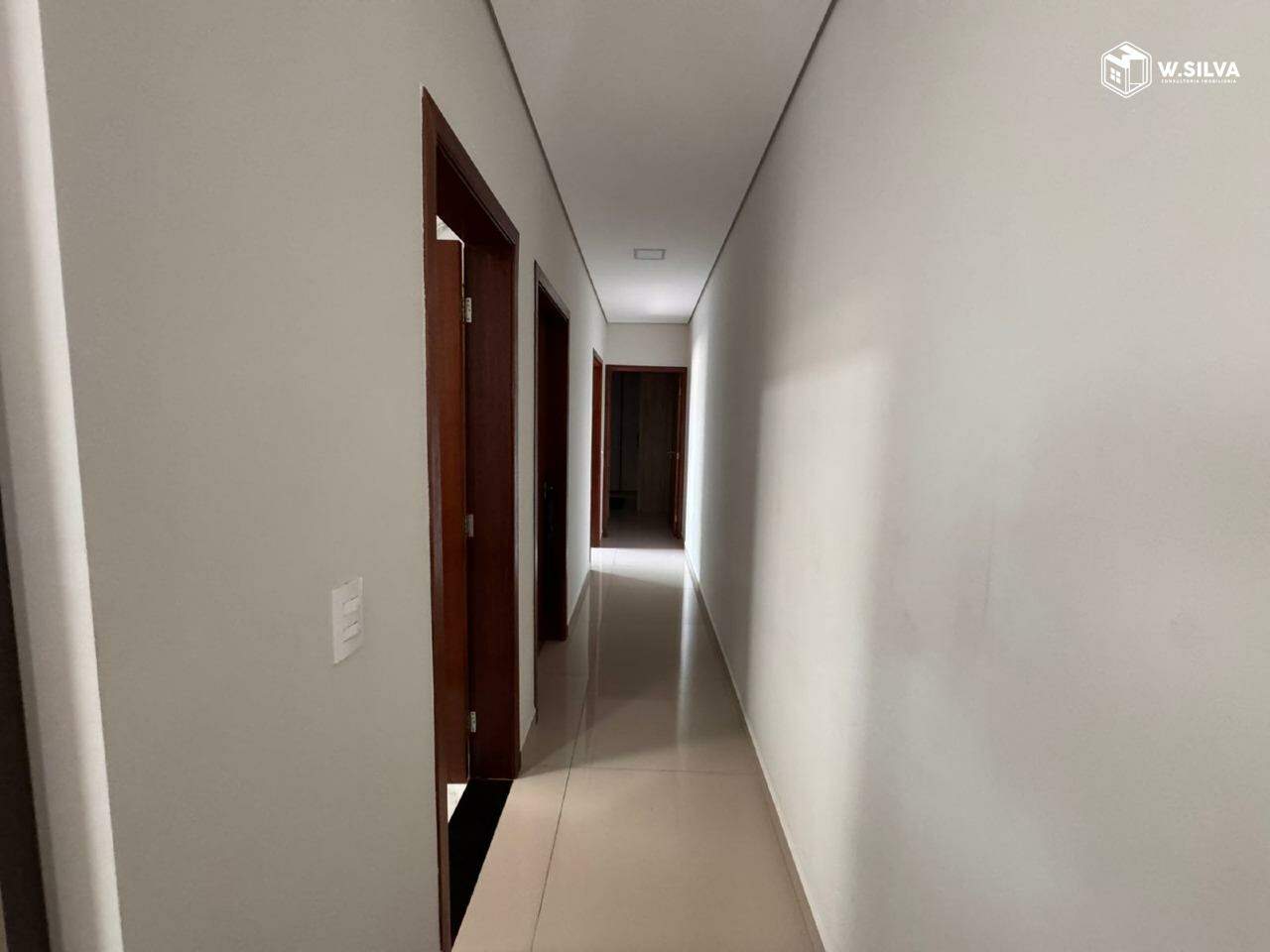 Casa em Condomínio à venda no Jardins do Império: 
