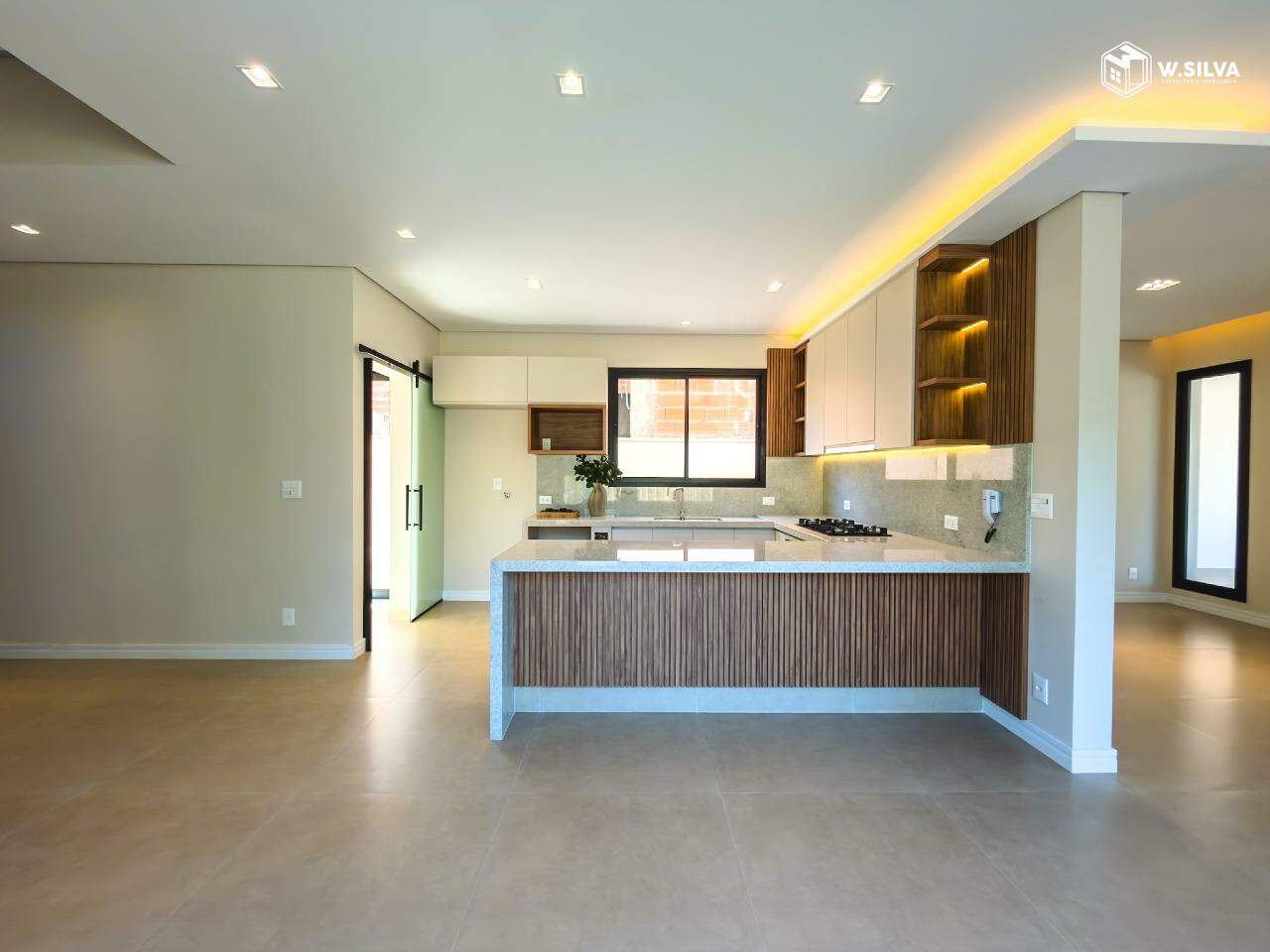 Casa em Condomínio à venda no Residencial Evidências: 