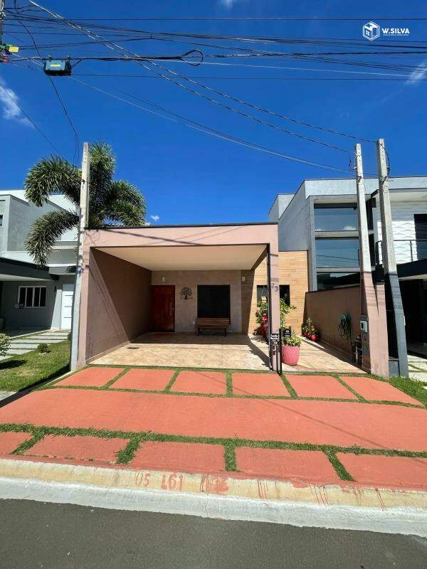 Casa em Condomínio à venda no Jardins do Império - Vila Paraty: 