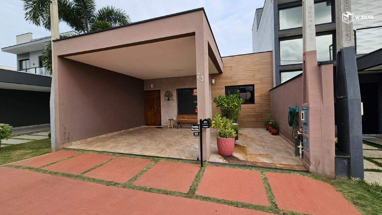 Casa em Condomínio à venda no Jardins do Império - Vila Paraty: 