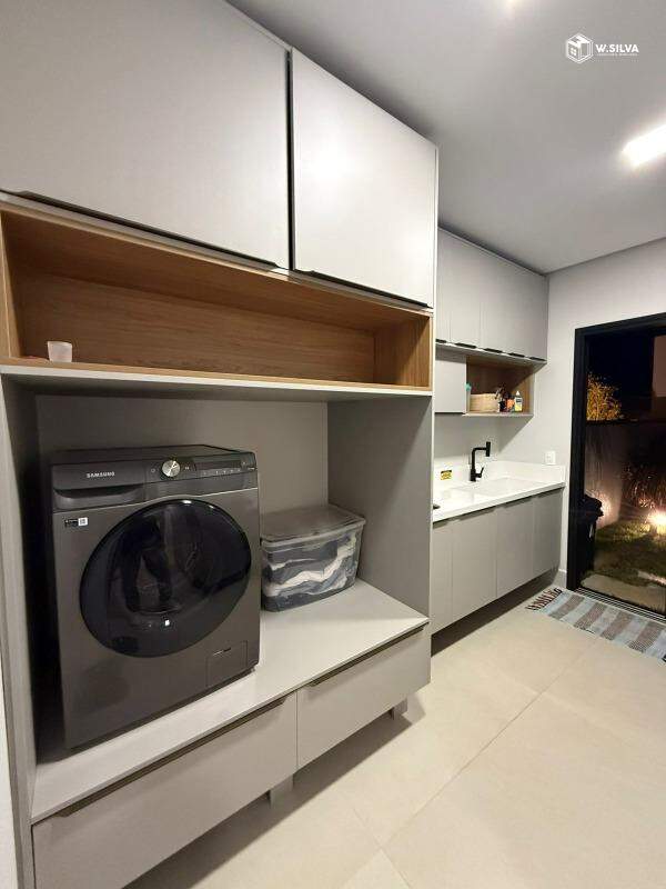 Casa em Condomínio à venda no Condomínio Jardins do Golfe Residencial: