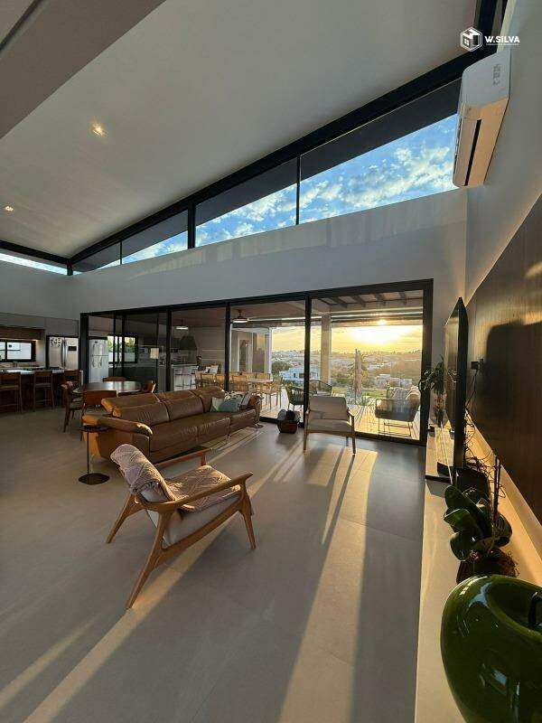 Casa em Condomínio à venda no Condomínio Jardins do Golfe Residencial: