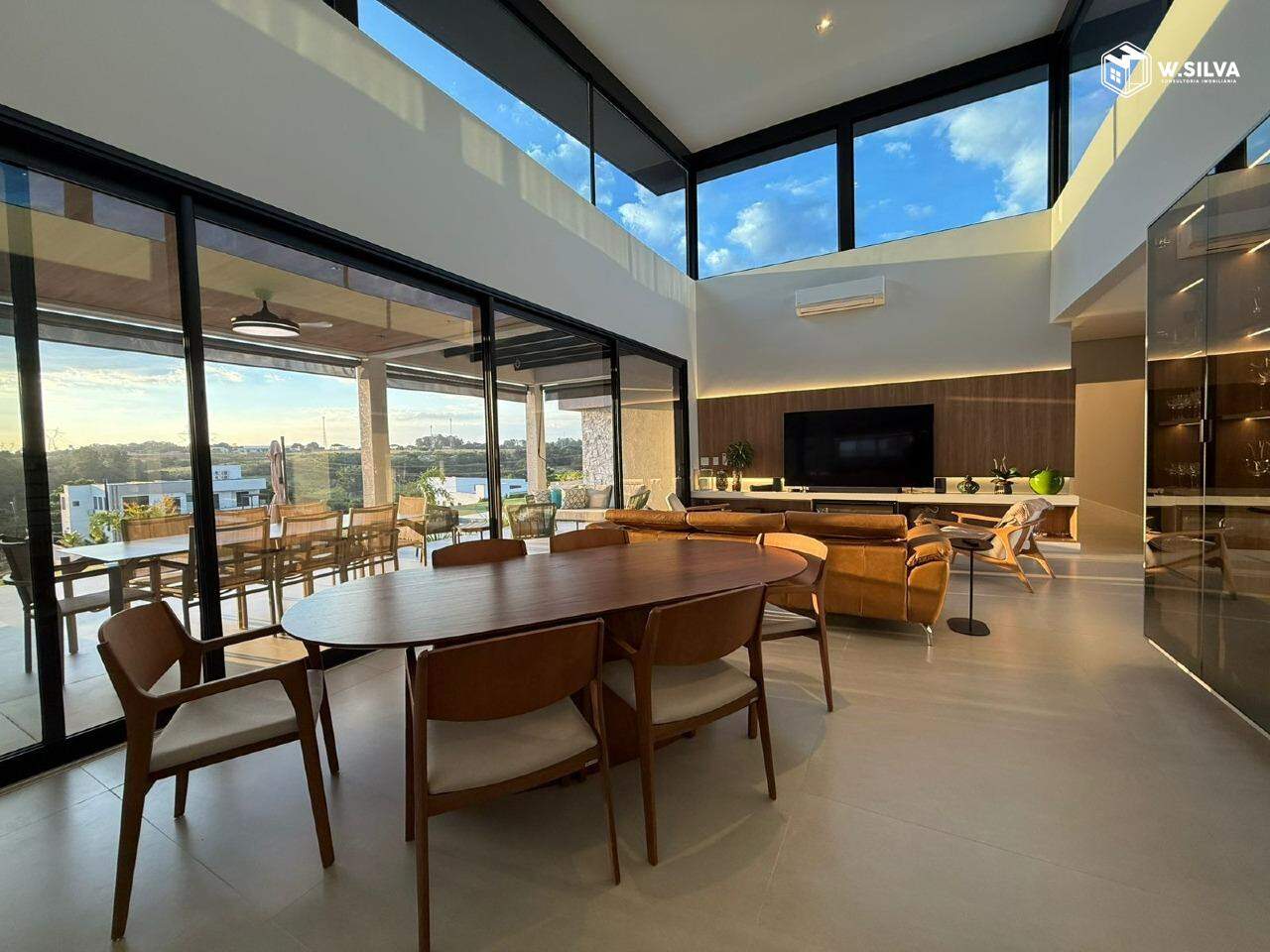 Casa em Condomínio à venda no Condomínio Jardins do Golfe Residencial:
