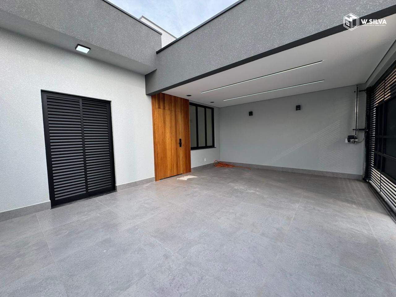 Casa em Bairro à venda no Jardim Residencial Nova Veneza:
