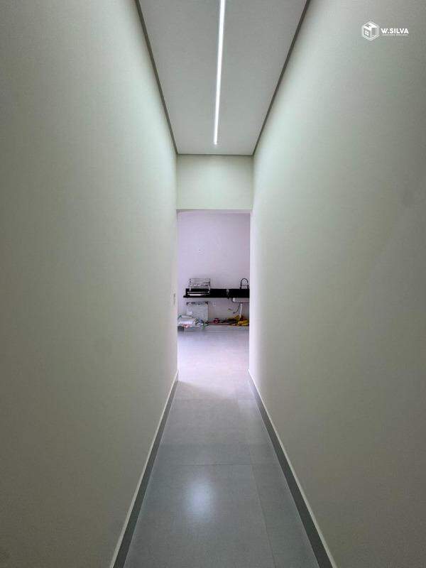 Casa em Bairro à venda no Jardim Residencial Nova Veneza:
