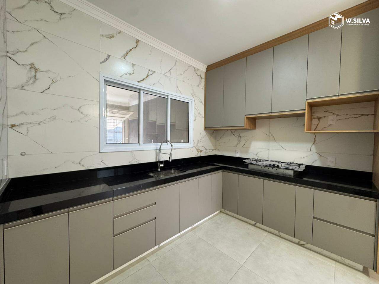 Casa à venda no Jardim Veneza: 