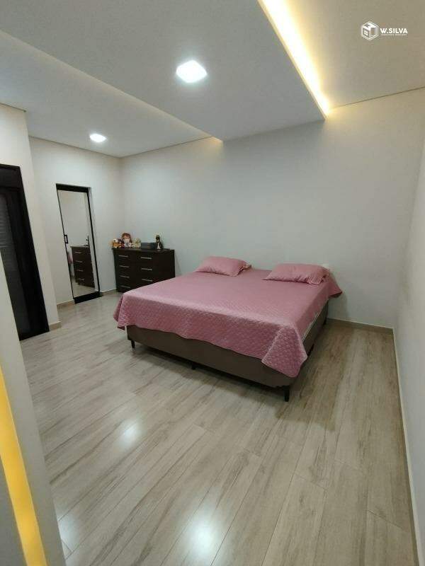 Casa em Condomínio à venda no Loteamento Park Gran Reserve: