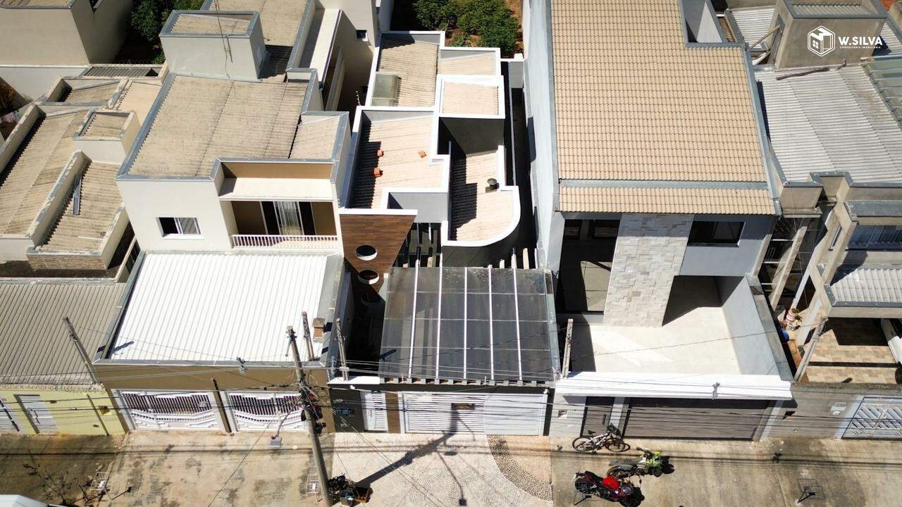 Casa em Bairro à venda no Jardim Residencial Nova Veneza: