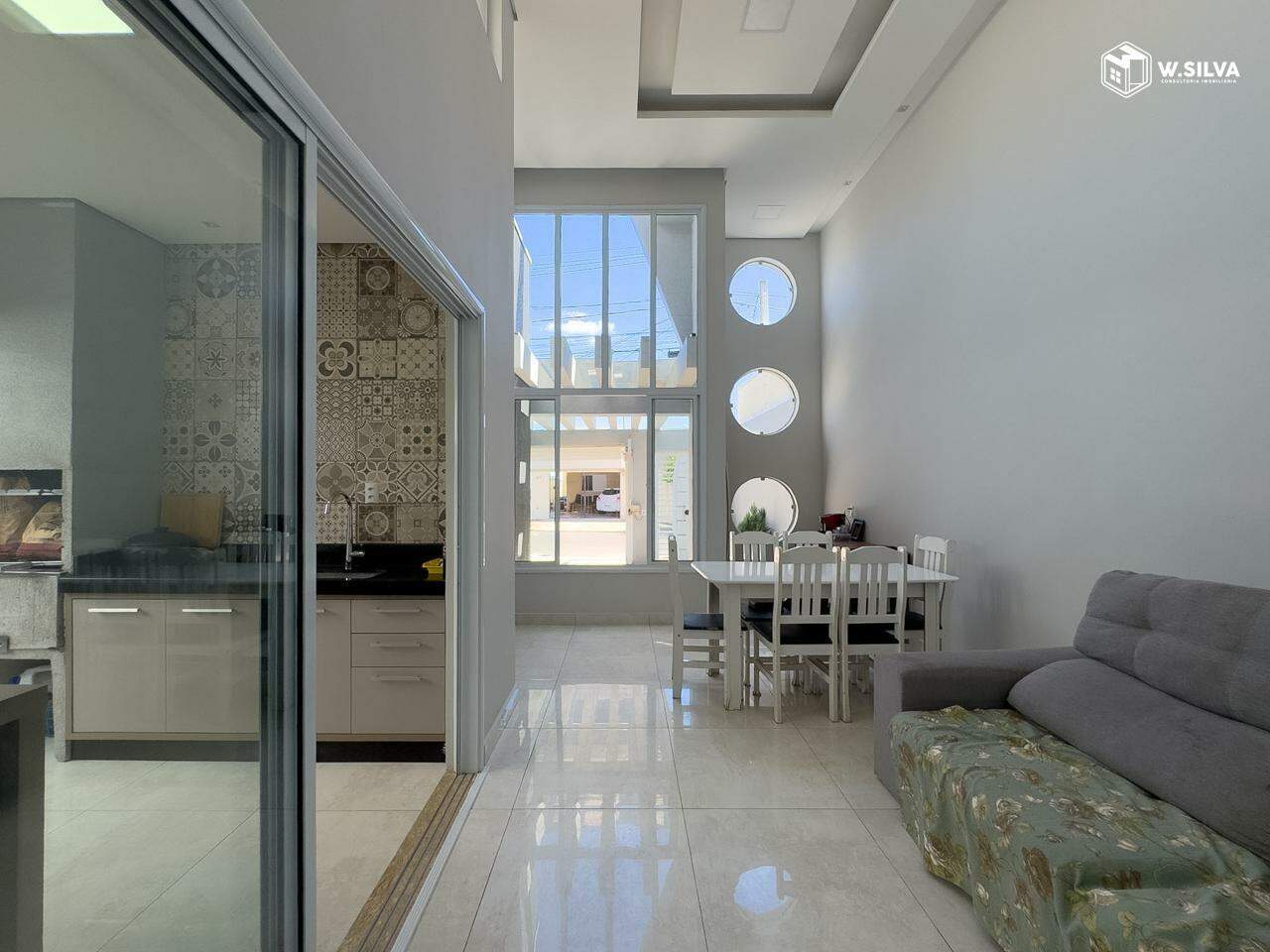 Casa em Bairro à venda no Jardim Residencial Nova Veneza: