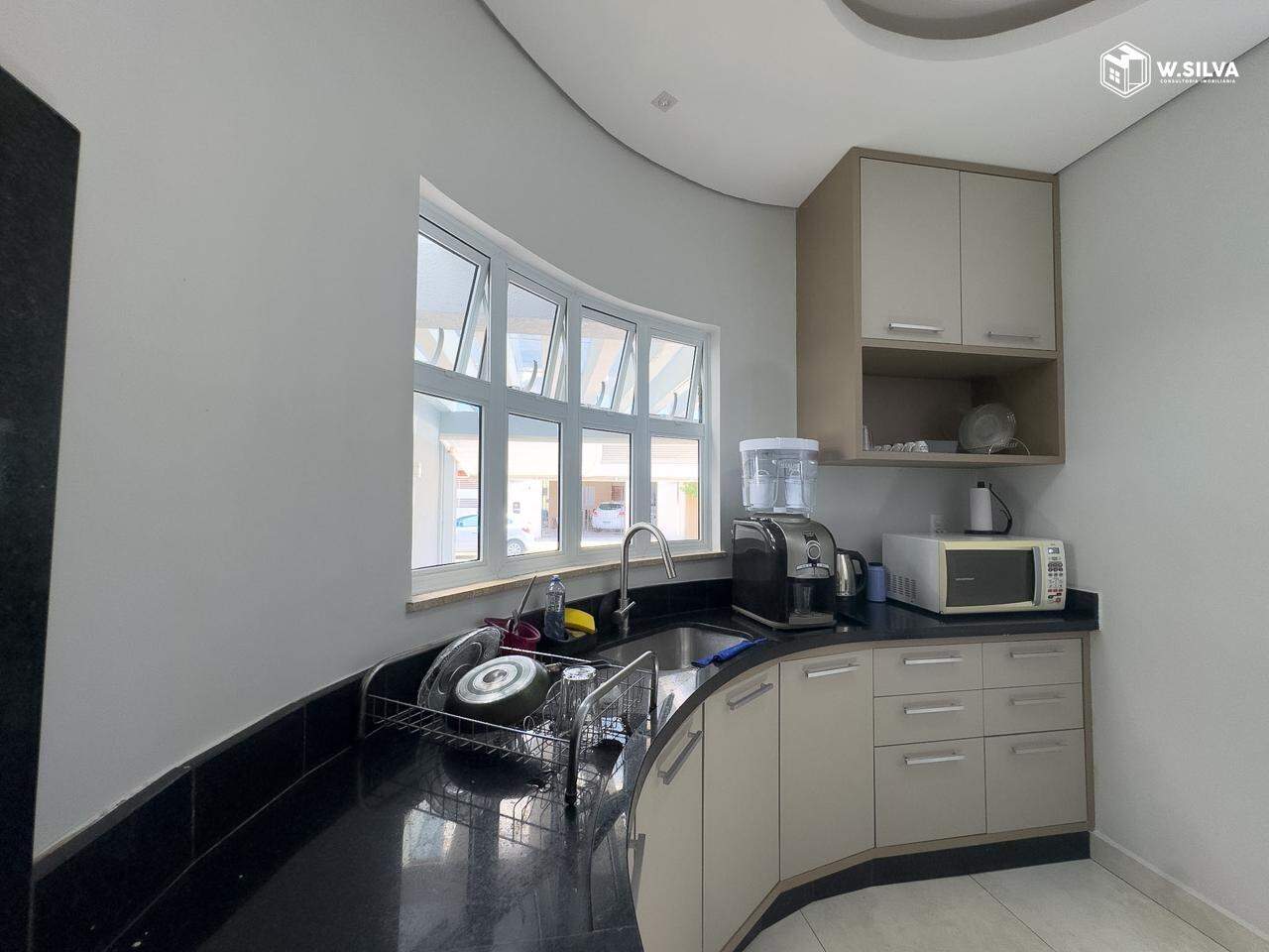 Casa em Bairro à venda no Jardim Residencial Nova Veneza: