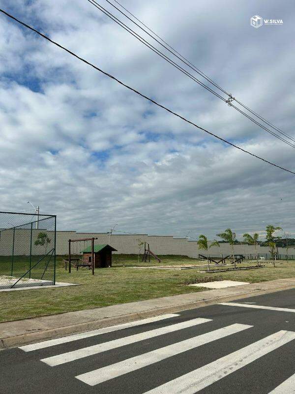 Terreno em condomínio à venda no Condomínio Reserva da Colina :