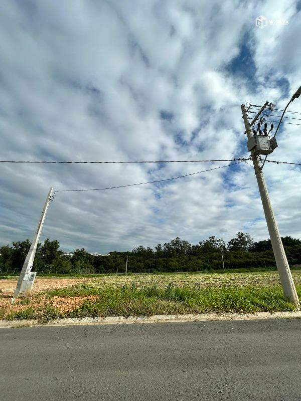 Terreno em condomínio à venda no Condomínio Reserva da Colina :