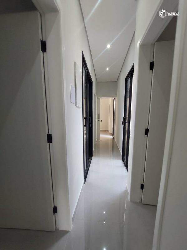 Casa à venda no Jardim Bom Sucesso: 