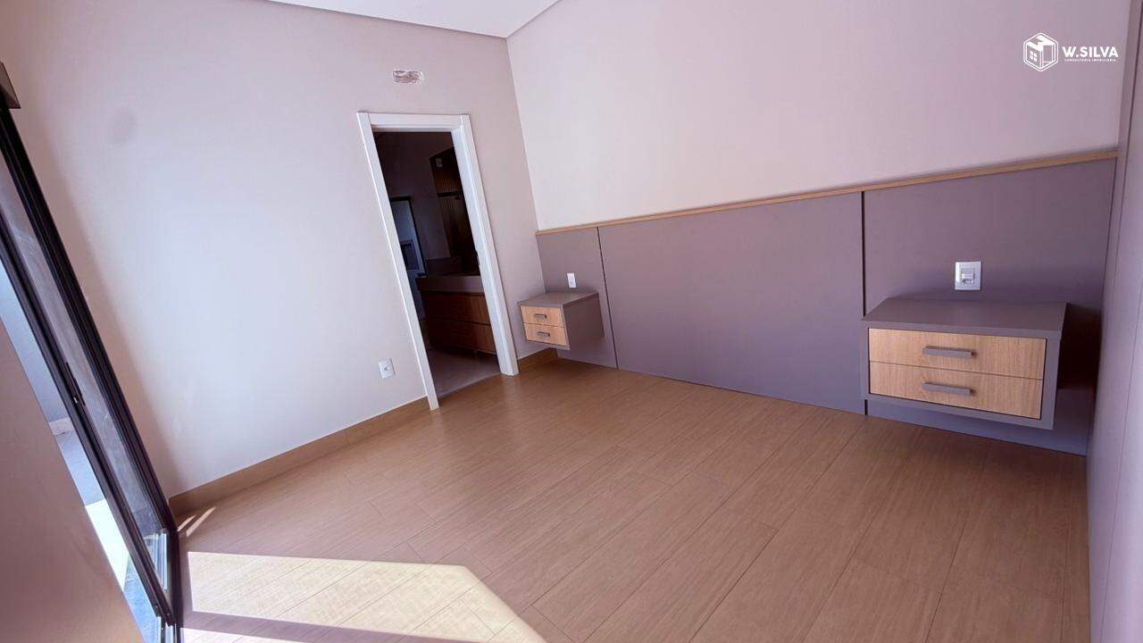 Casa em Condomínio à venda no Condomínio Park Gran Reserve: SUÍTE MASTER
