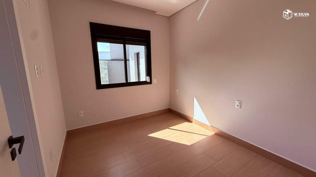 Casa em Condomínio à venda no Condomínio Park Gran Reserve: SUÍTE 1