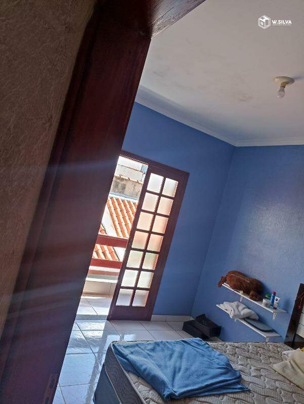 Casa em Bairro à venda no Residencial Monte Verde: