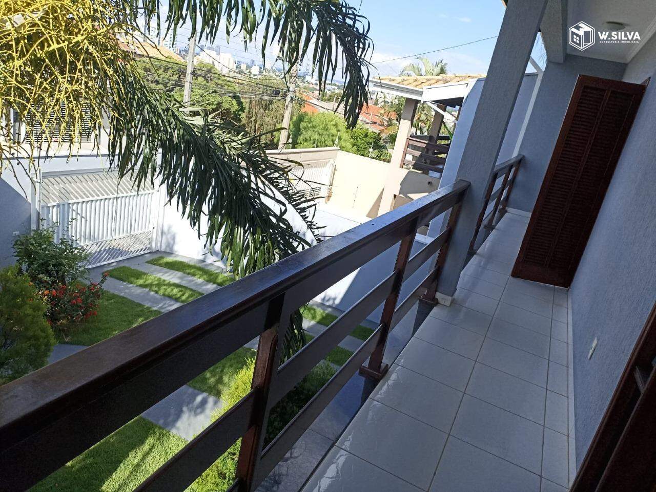 Casa em Bairro à venda no Residencial Monte Verde: