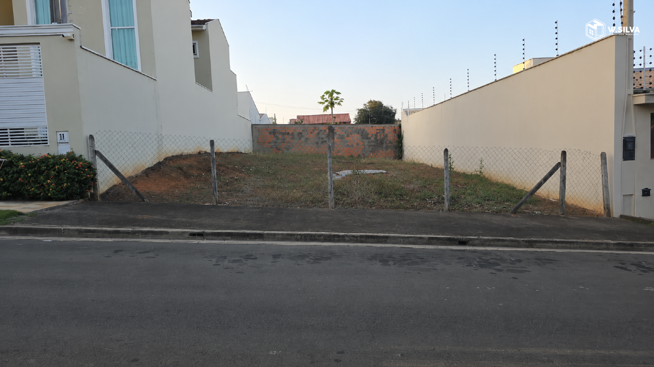 Terreno à venda no Jardim Esplanada II: