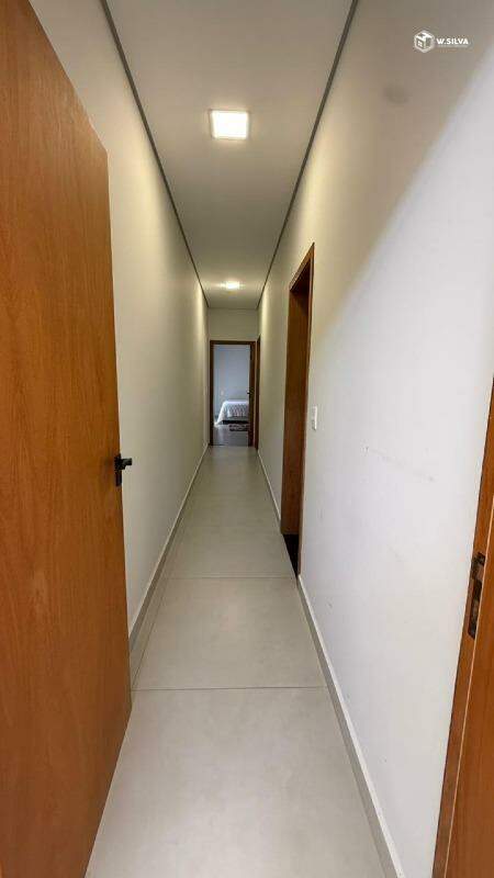 Casa em Condomínio à venda no Condominio Dona Maria Jose: Corredor para área íntima