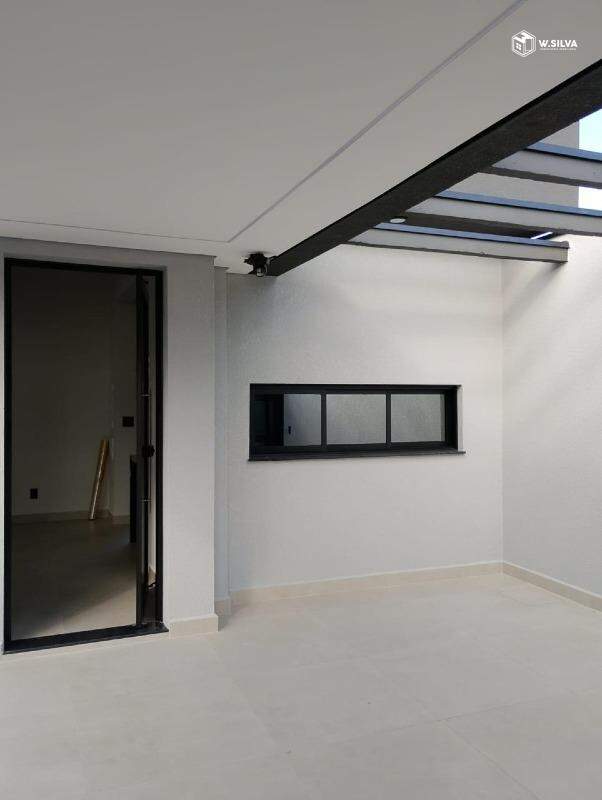 Casa em Bairro à venda no Jardim Bom Sucesso: 