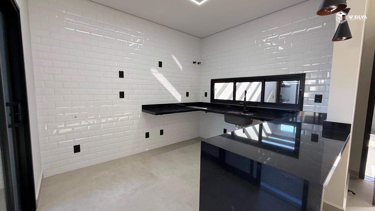 Casa à venda no Jardim Bom Sucesso: