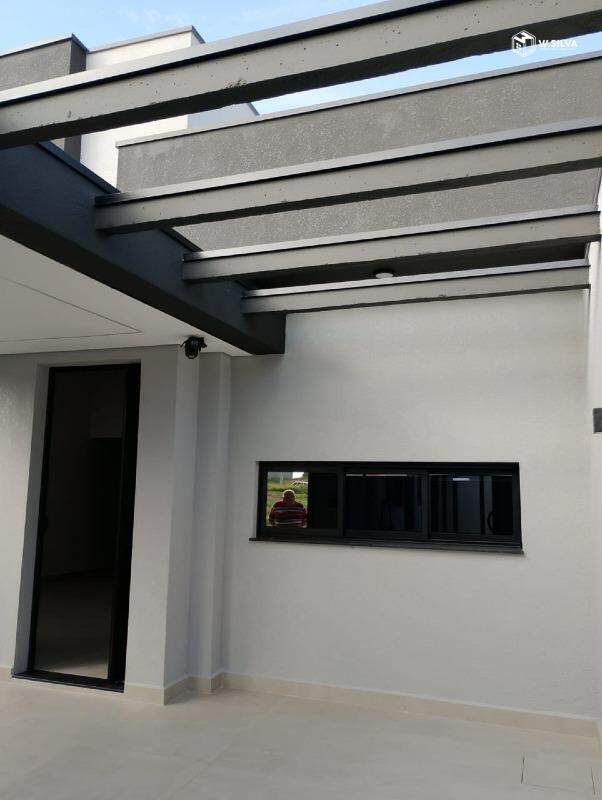 Casa em Bairro à venda no Jardim Bom Sucesso: 