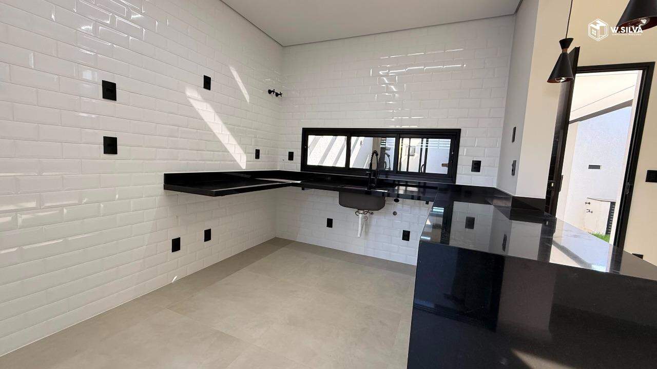 Casa à venda no Jardim Bom Sucesso: